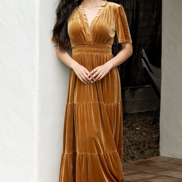 Baltic Born Artemis Velvet Maxi Dress | Dark Gold Size MM - Picture 5 of 5